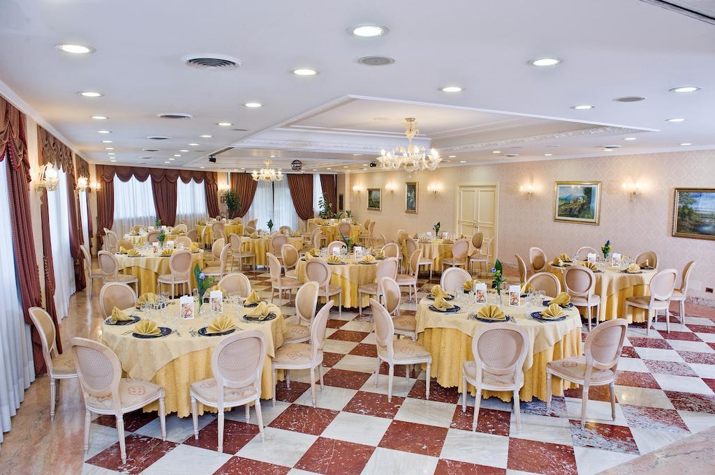 Hotel Principe Pomezia Exterior foto